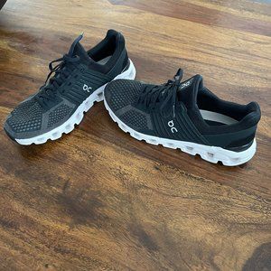 On Cloudswift Men's Athletic Shoe